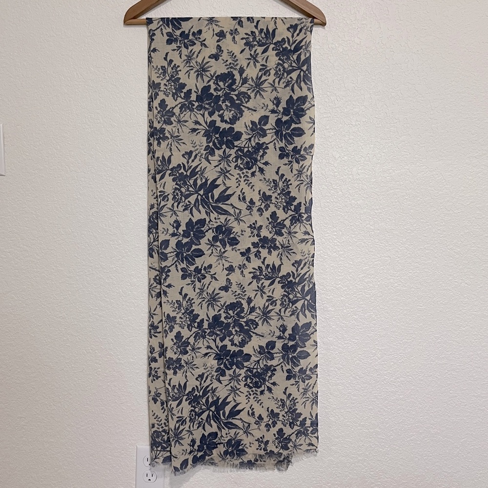 J Crew Scarf Blue Floral